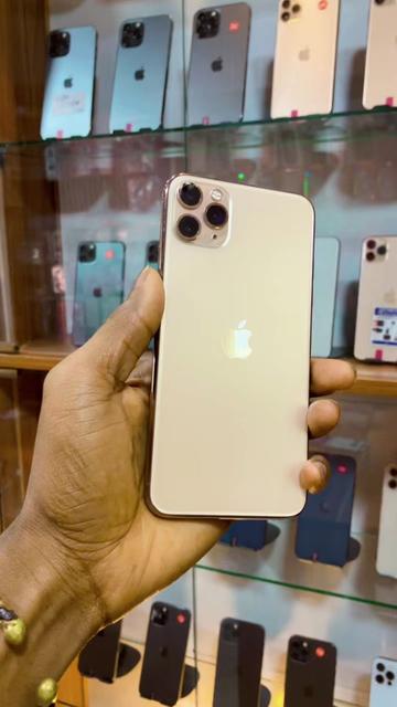 @Sey kunda Apple Store