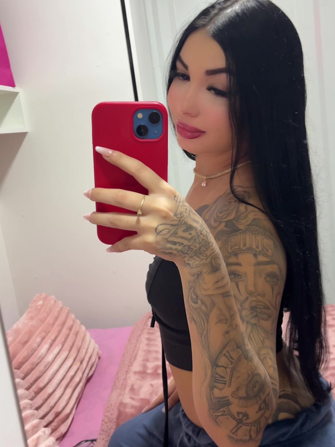 @Mirelly Radunz