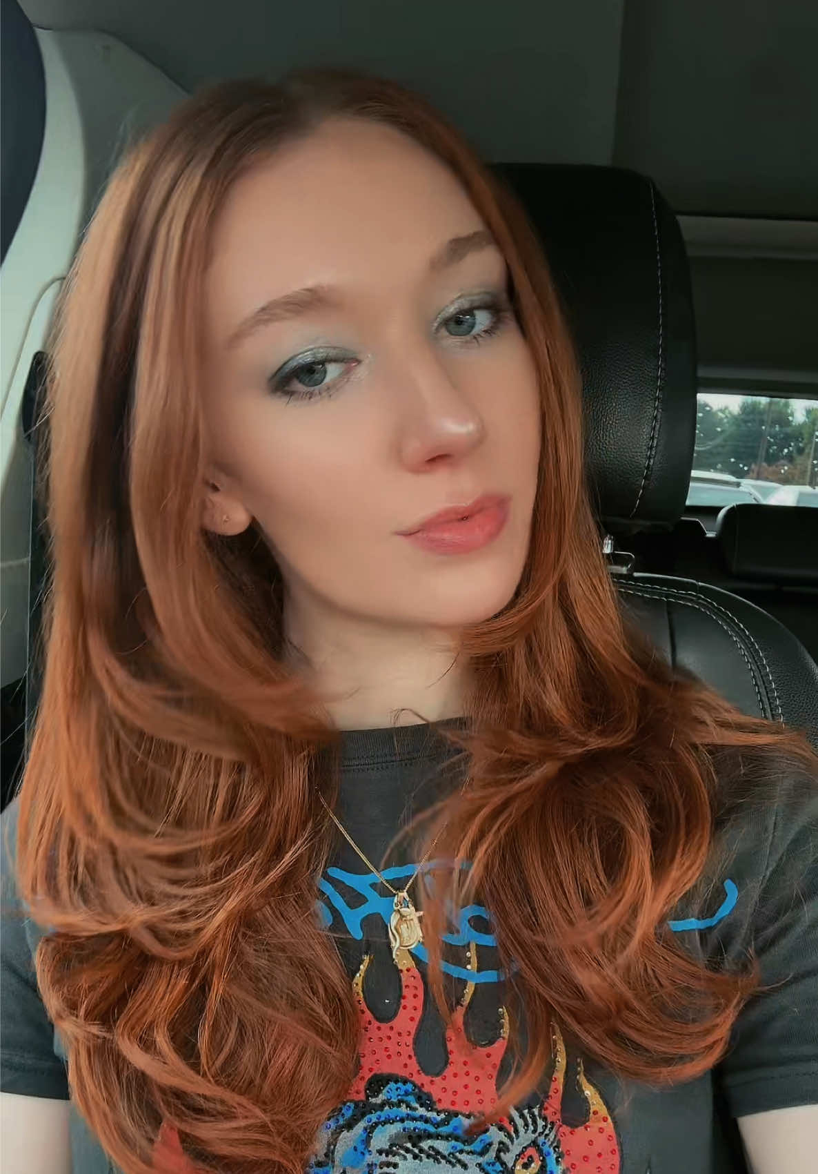 @Izzypop