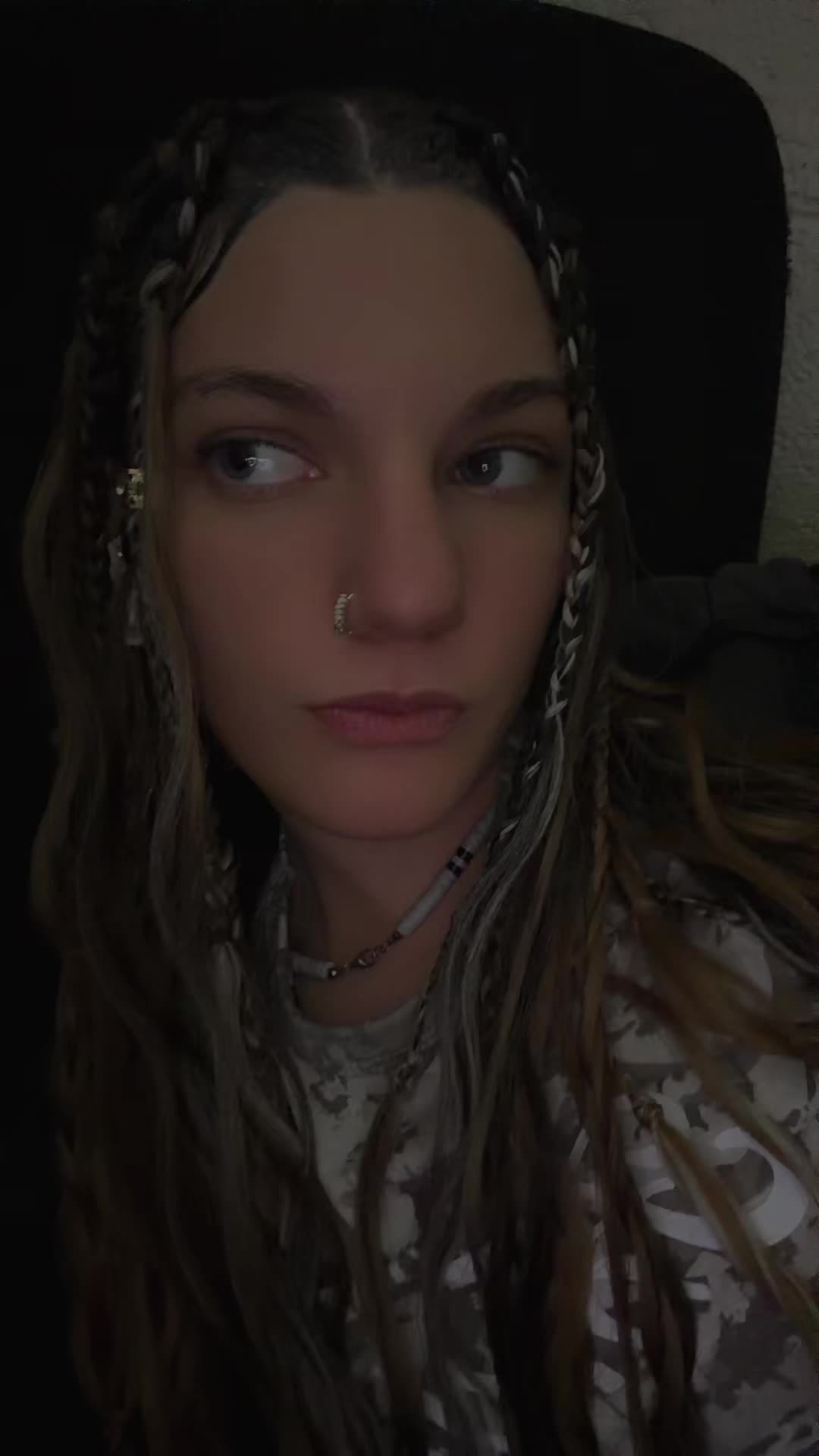 @Maddygreen2045