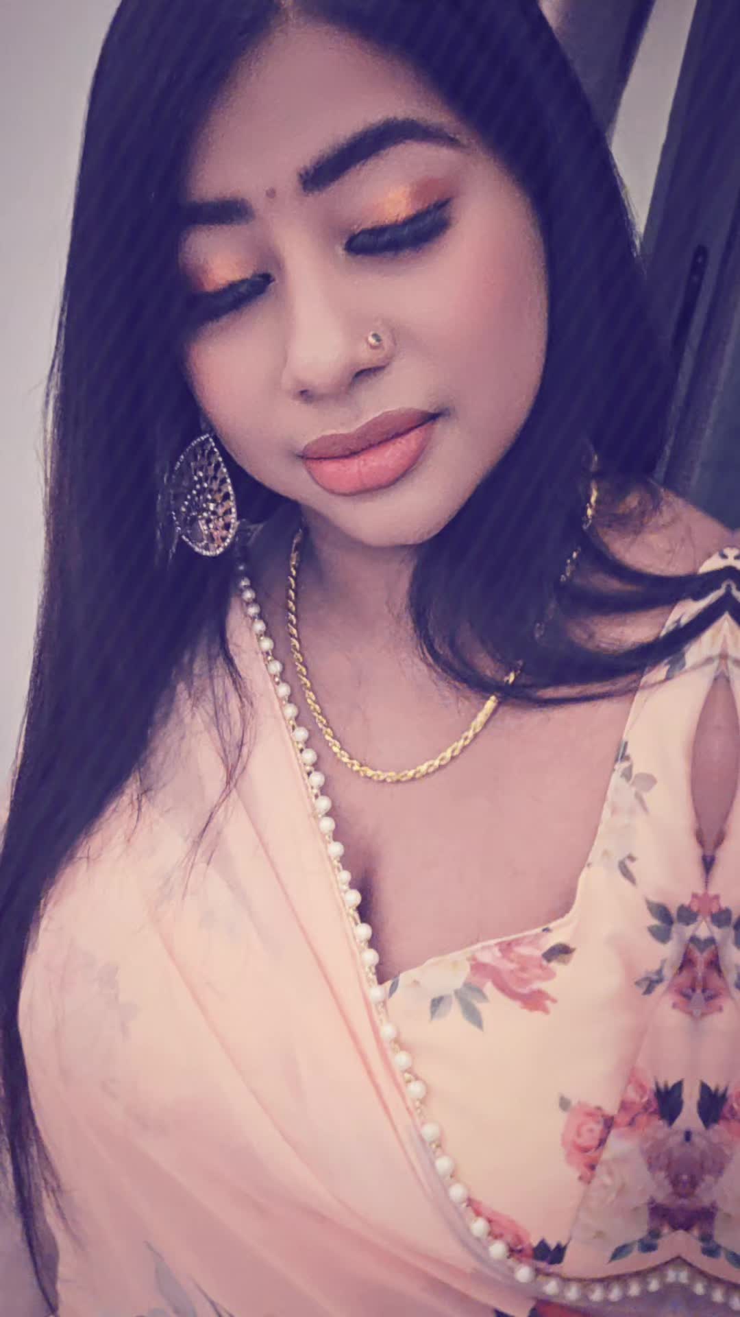 @Meera Maya