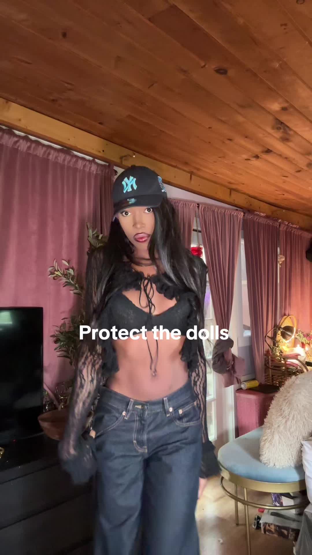 @jnm_foreverdoll