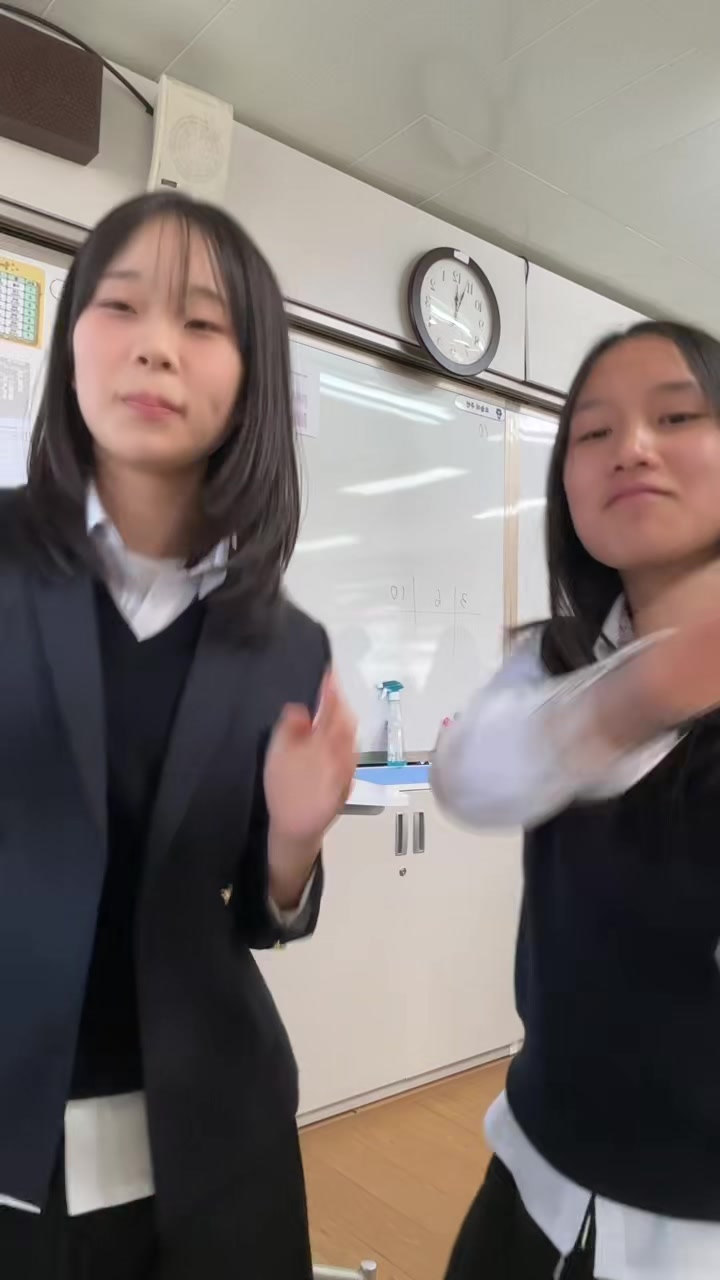 @ye