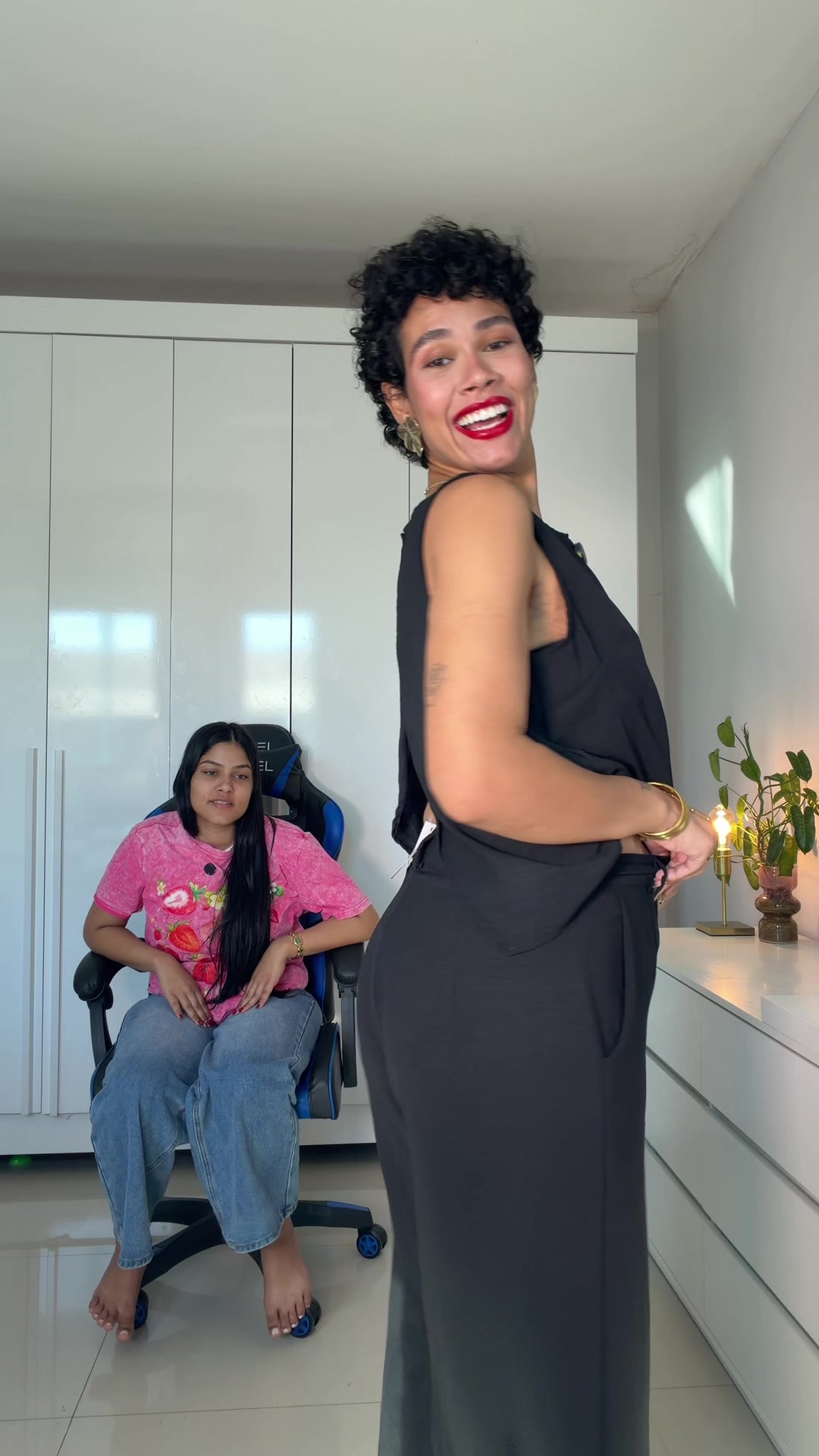 @LAILA OLI