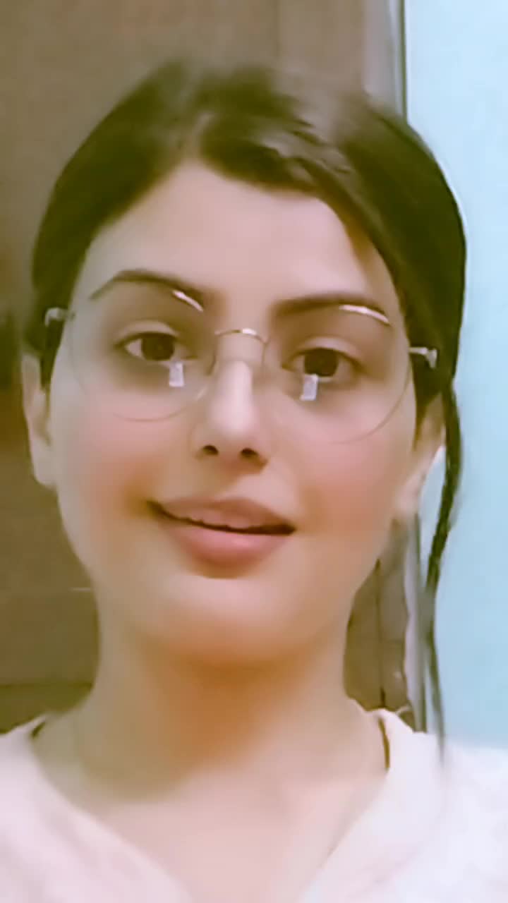 @Poonam Yadav😇