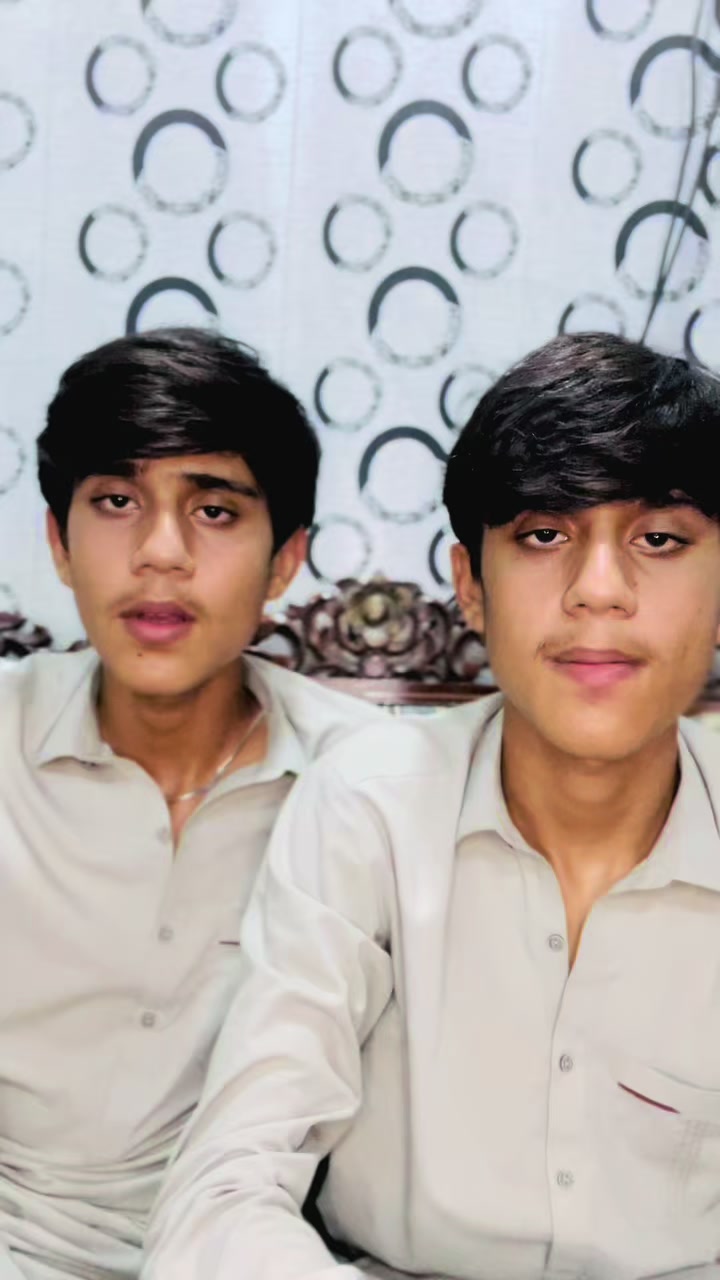 @♥️Twins👬 is live