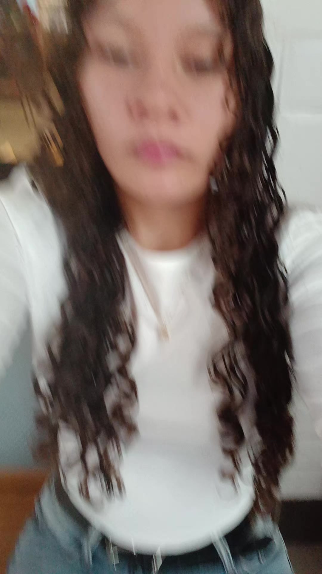 @anabely