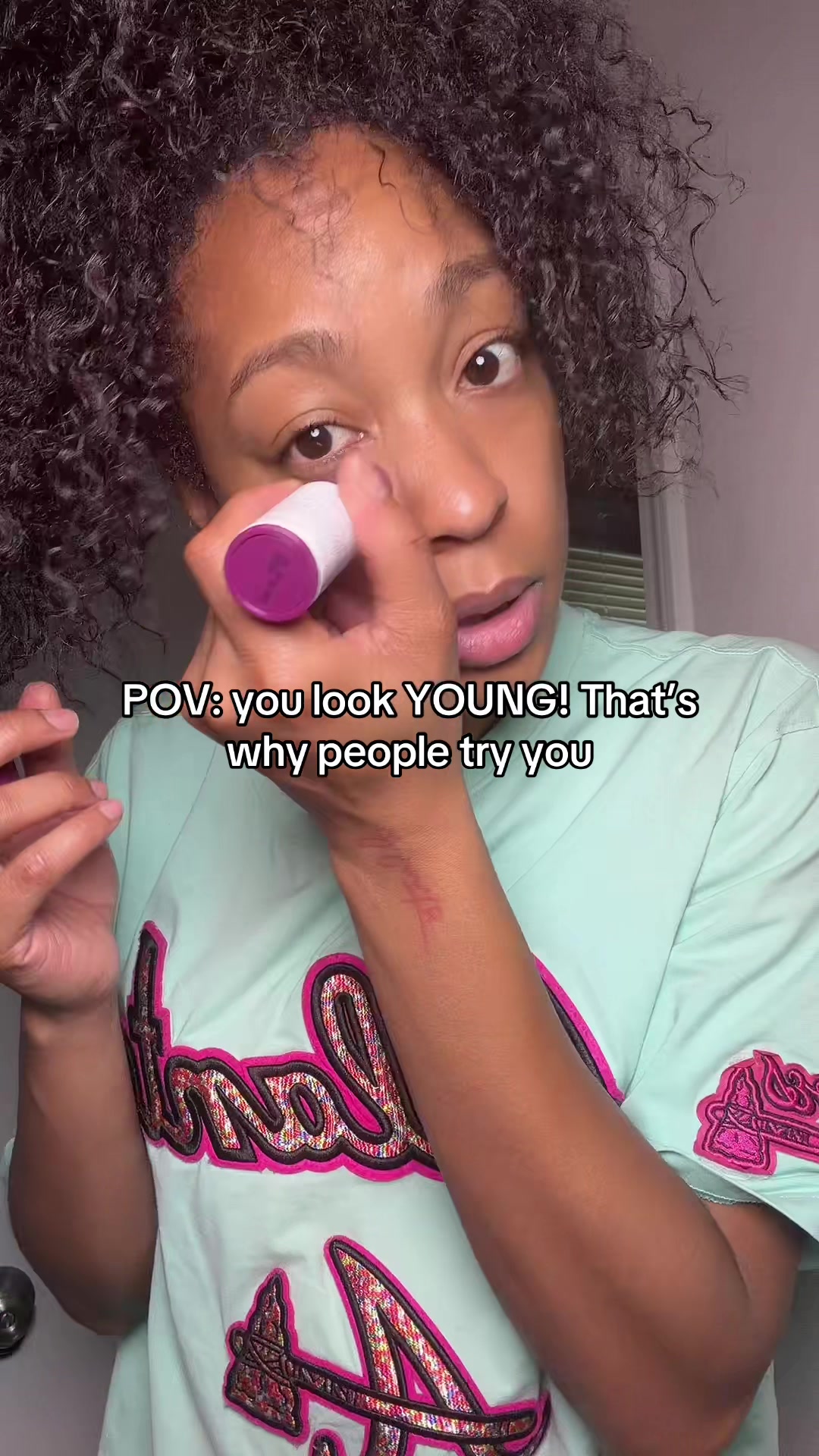 @AshMona