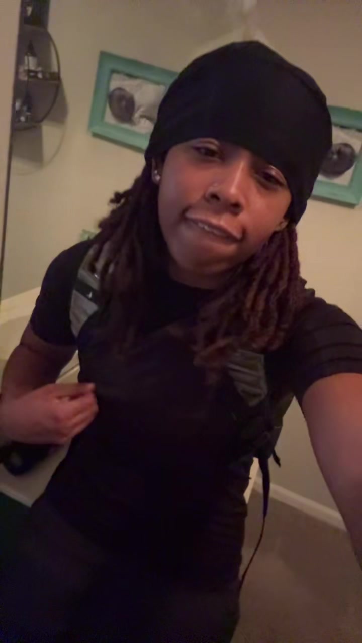 @..