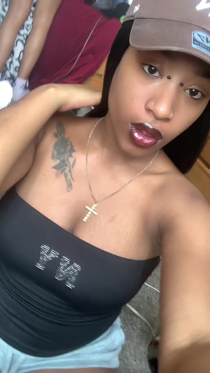 @ILOVEyouKyngJulian