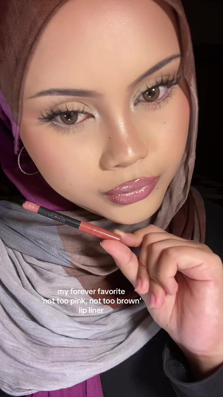 @فاطمة