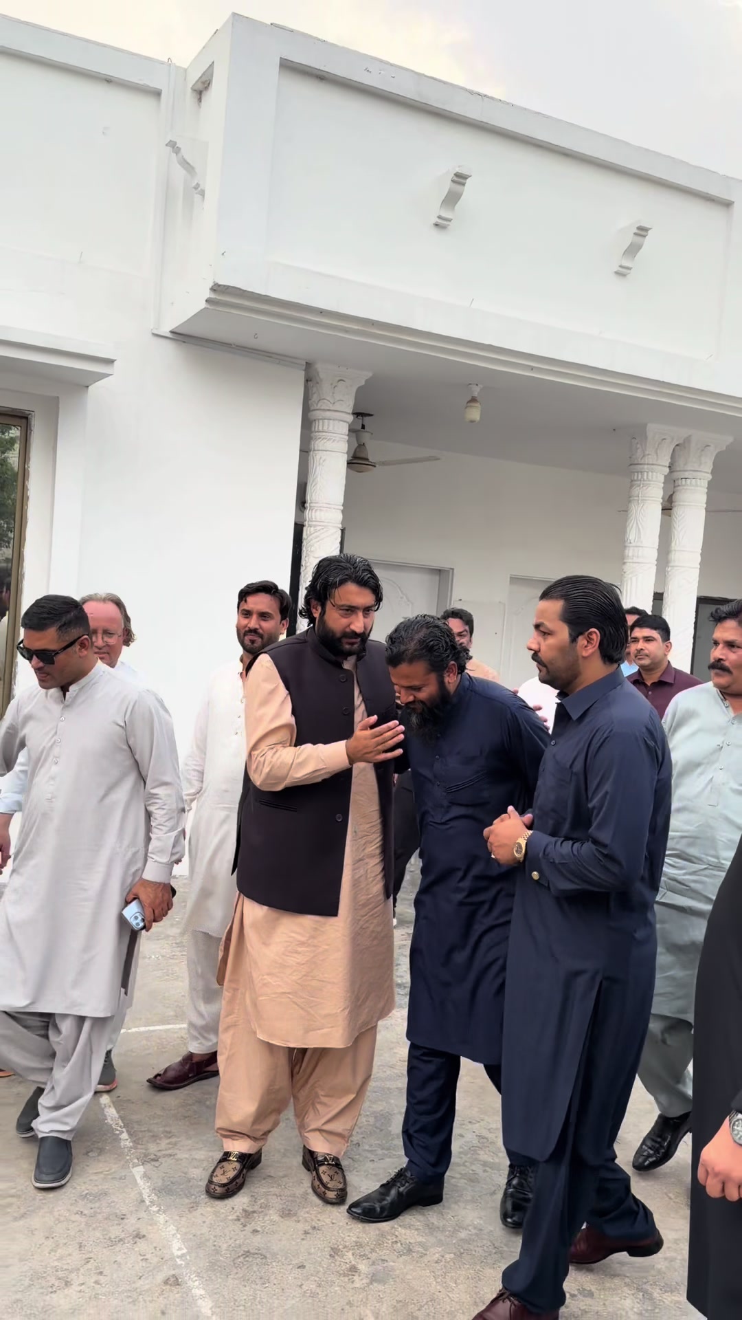 @Ch Ahmad Zaheer Mayo