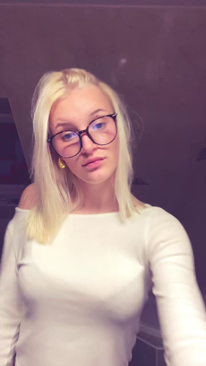 @🦢