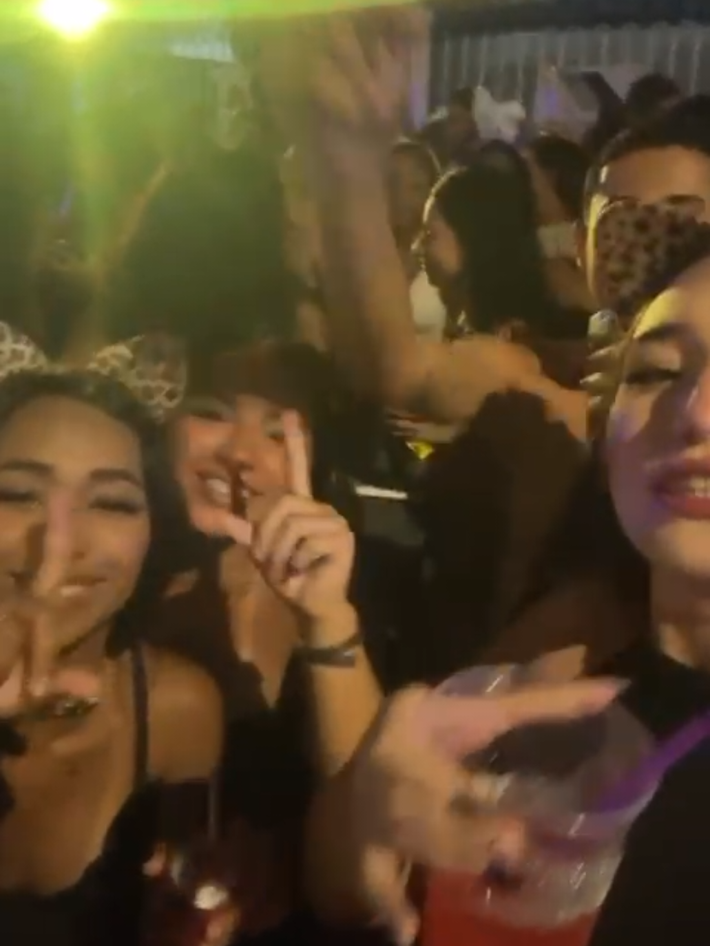 @Gabriela Camily