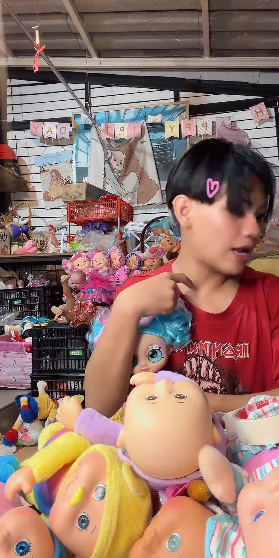@พี่ปลาขายตุ๊กตา