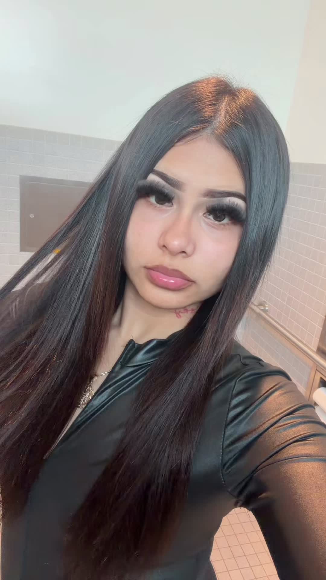 @👸🏻