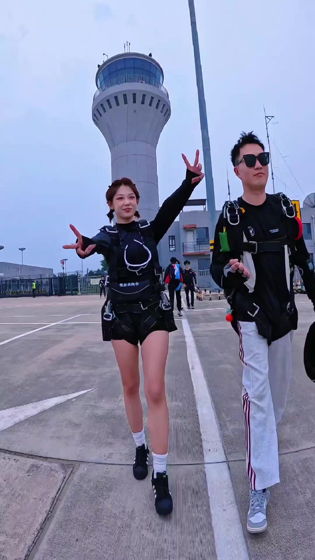 @onlyfanskydiving