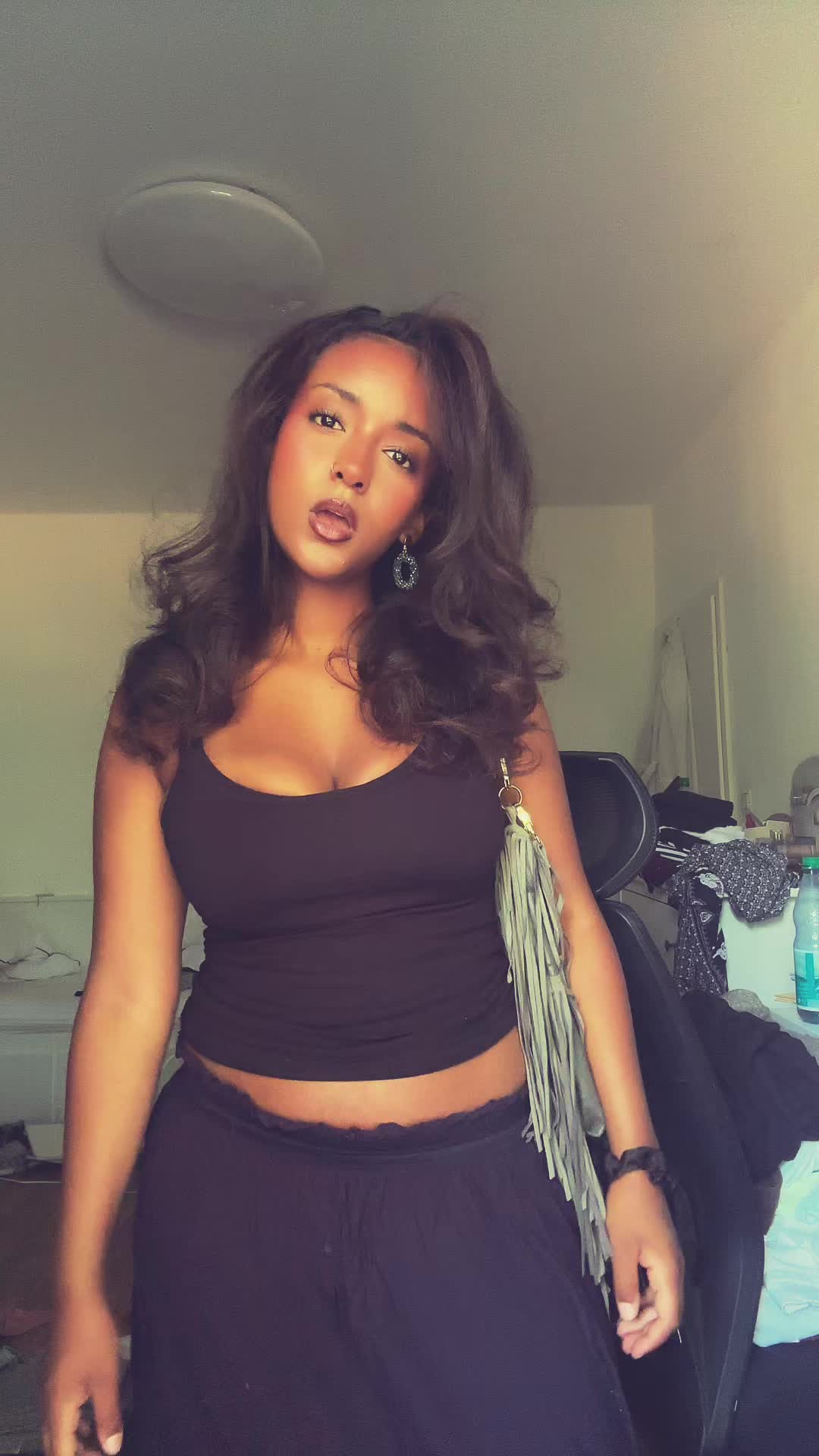 @hermela