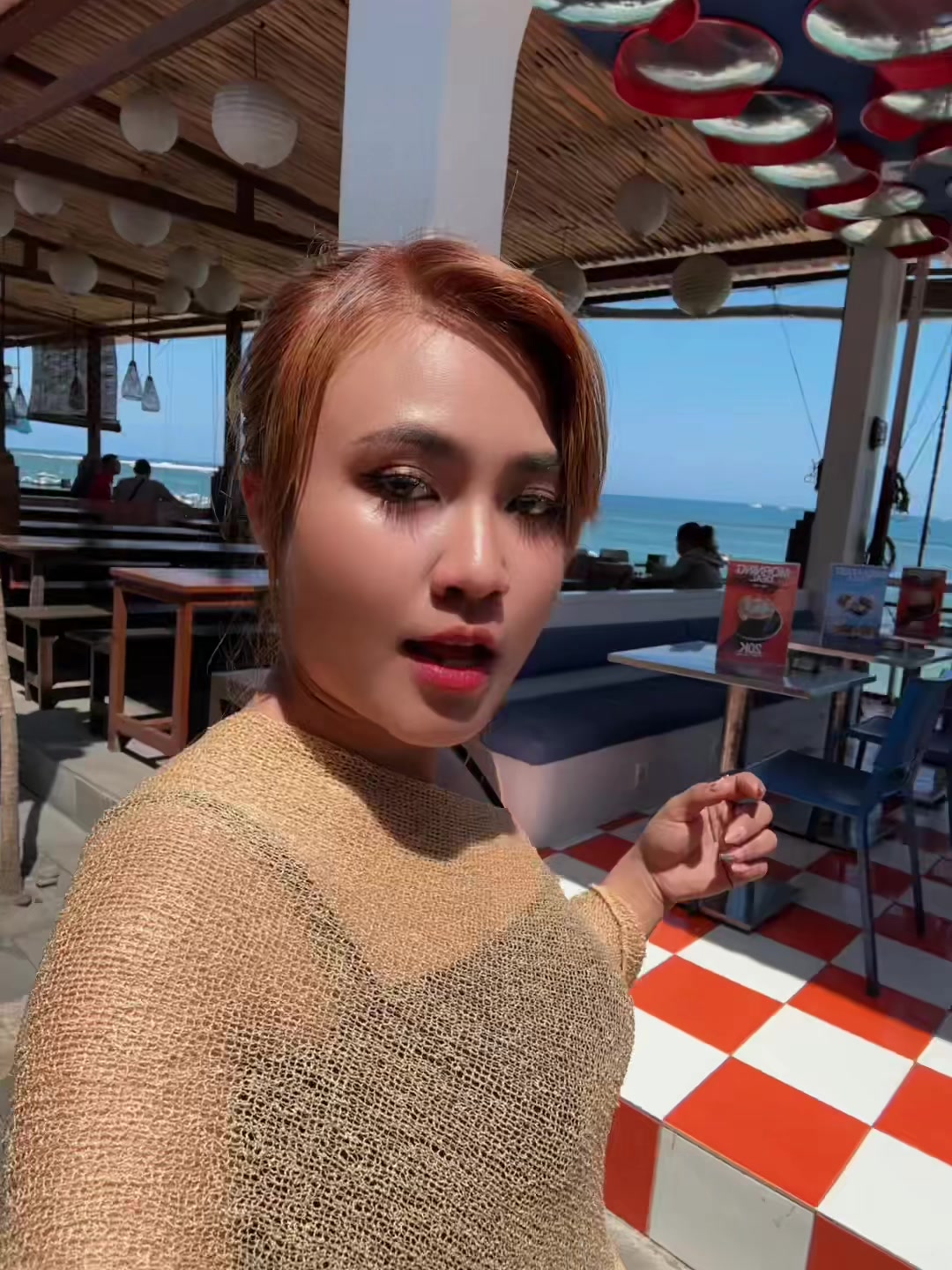 @anjeliasr