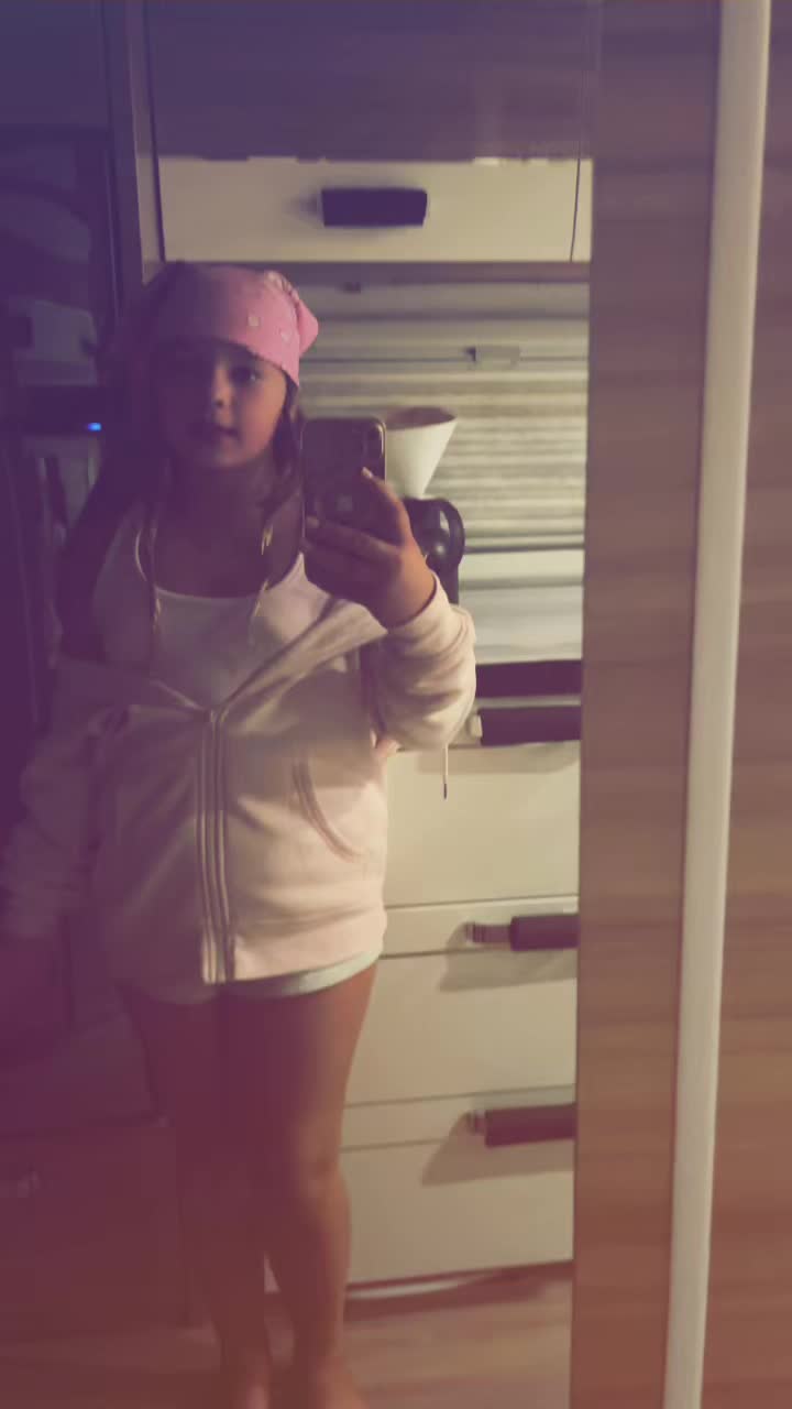 @User nana 🪬
