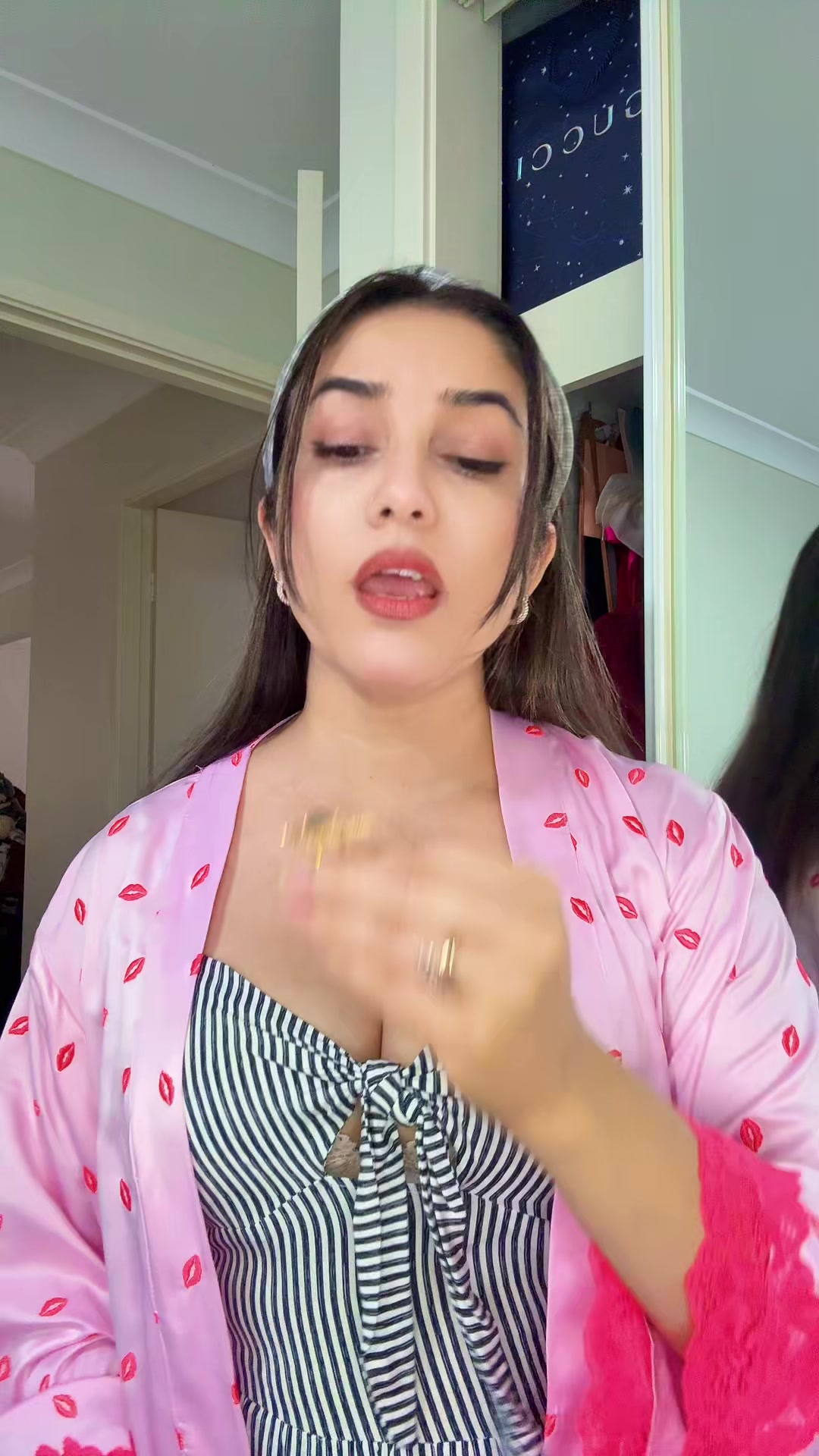 @pooja🥀