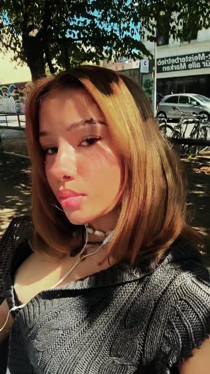 @🏃♀️➡️