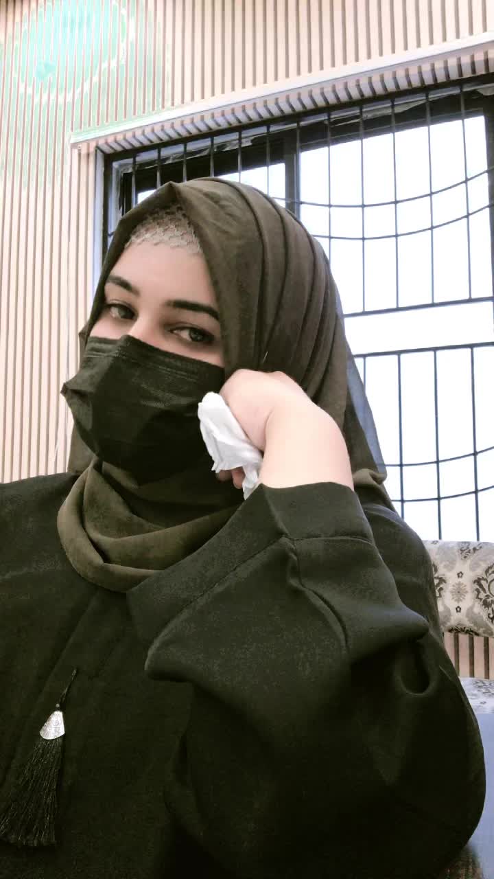 @Marŕÿ_QUêên🦋