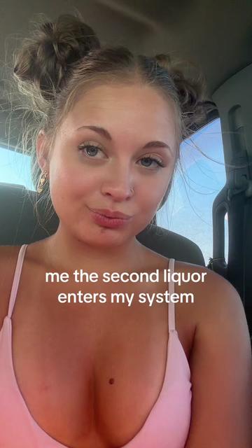 @petite.hippie