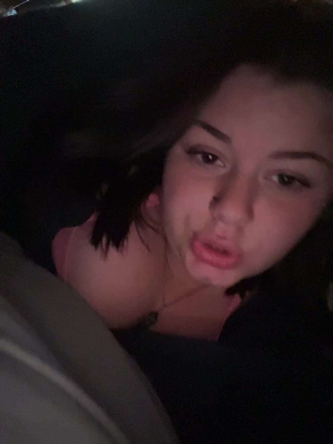 @halesbemefrlovingonme