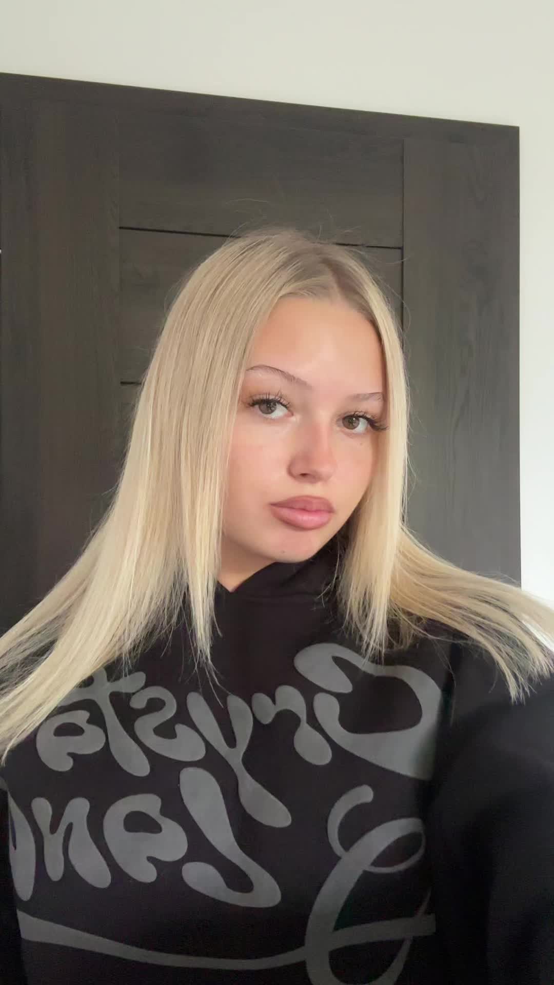 @𝑆𝑧𝑐𝑧𝑒̨𝑠́𝑛𝑖𝑎𝑘