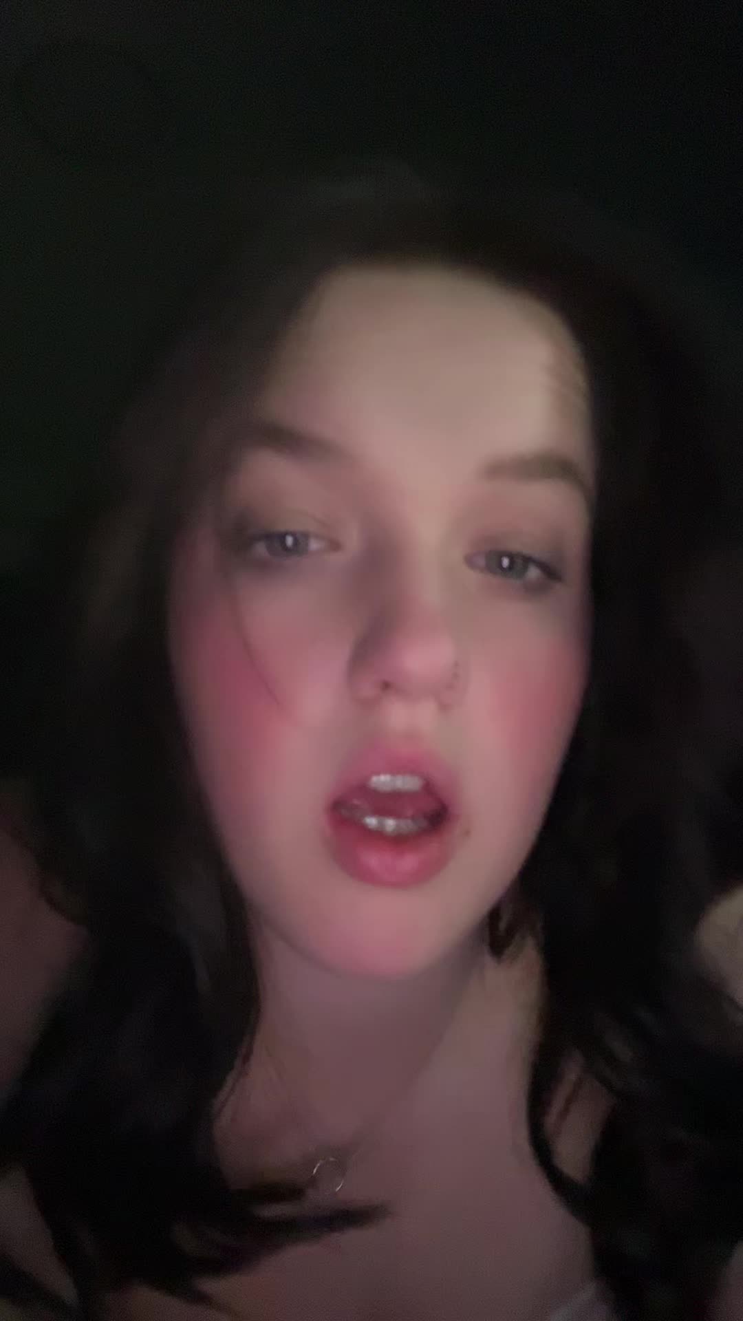 @Teeganbell
