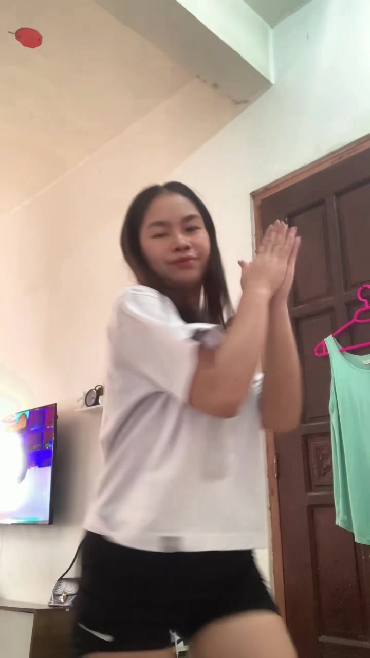 @Zari ✨