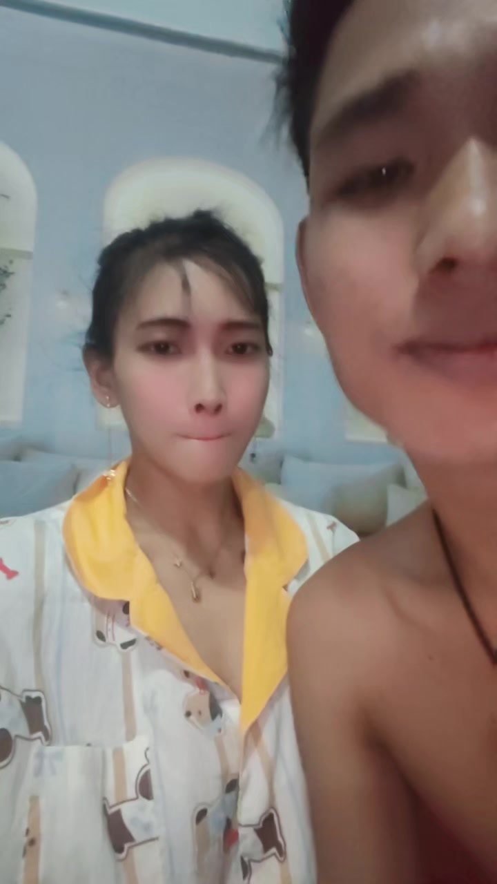 @🌿Kay Thi Khaing🌿(ဖြူးသူလေး)