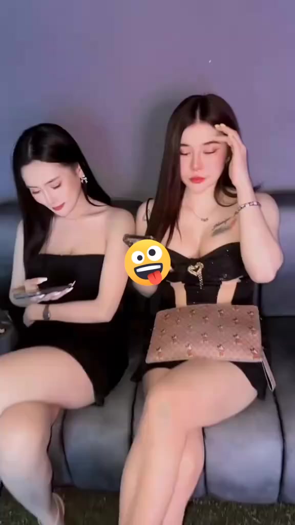 @Aleek 🇰🇷🇮🇩