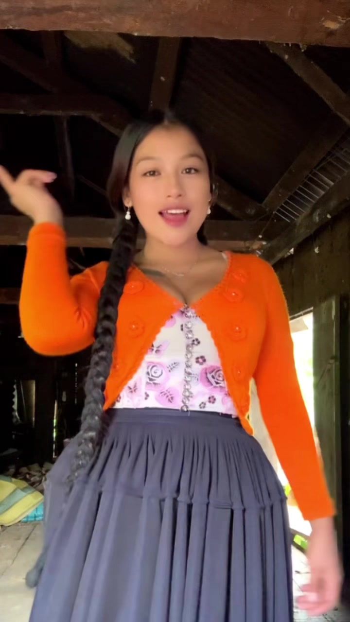 @Lisandra Saldaña🇧🇴🇵🇪😈🥰