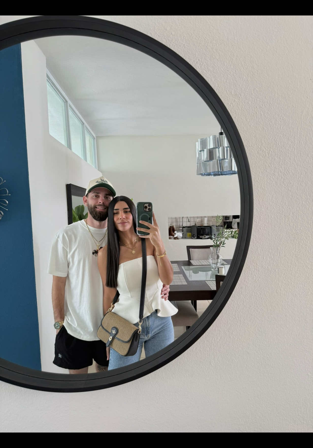 @Pamela Cristina