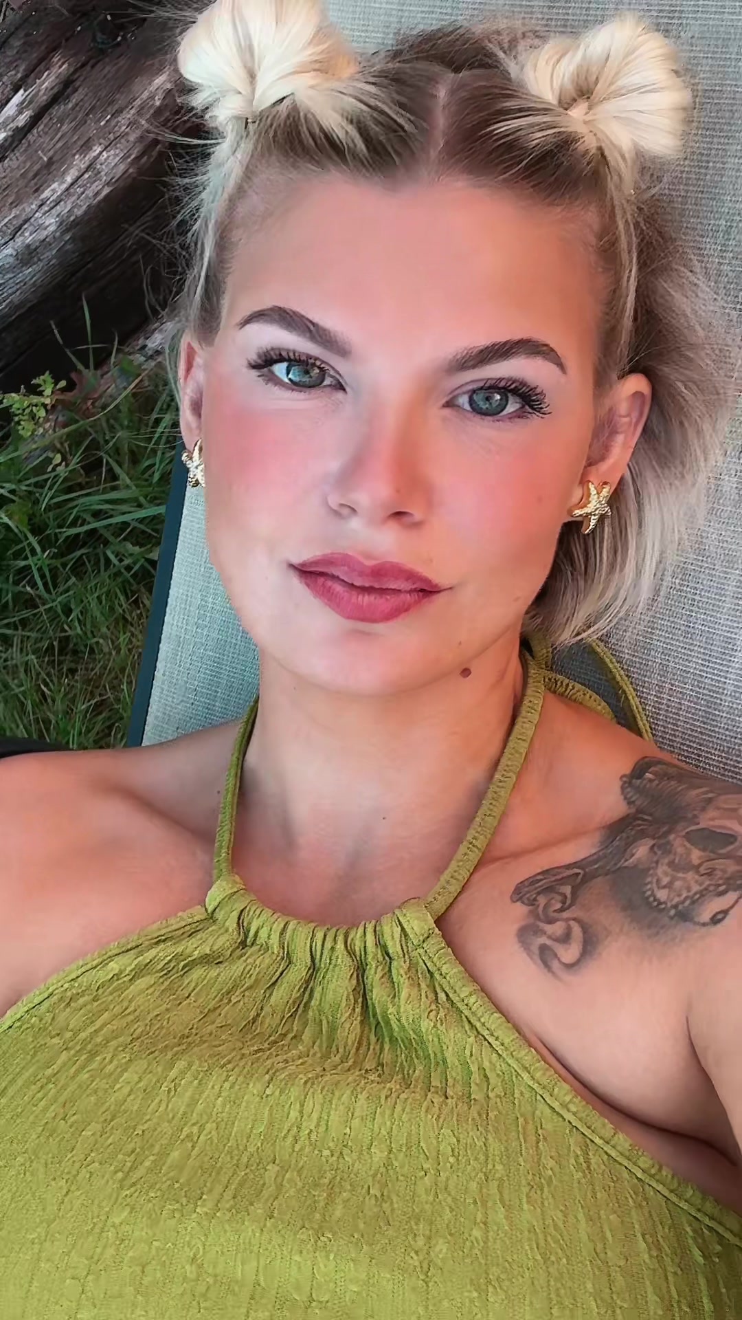 @❦