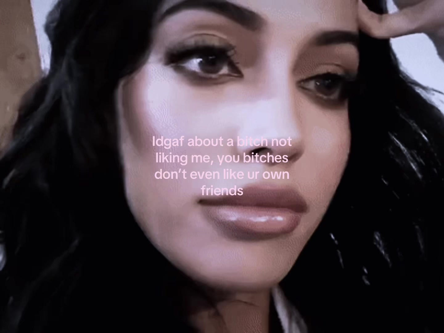 @ℰ