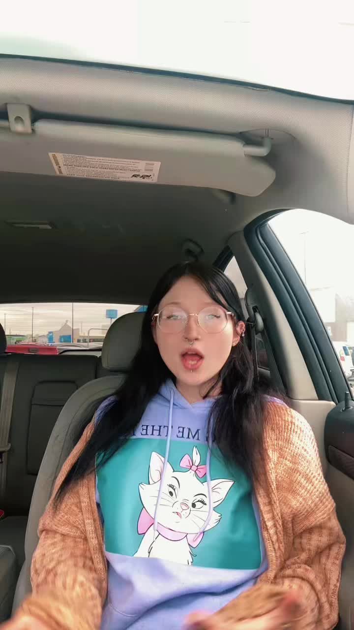 @ali 🕸️💗