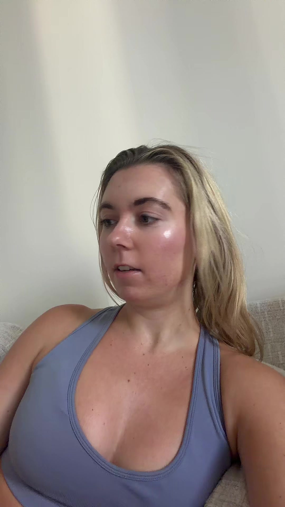 @hannahelizajohnson