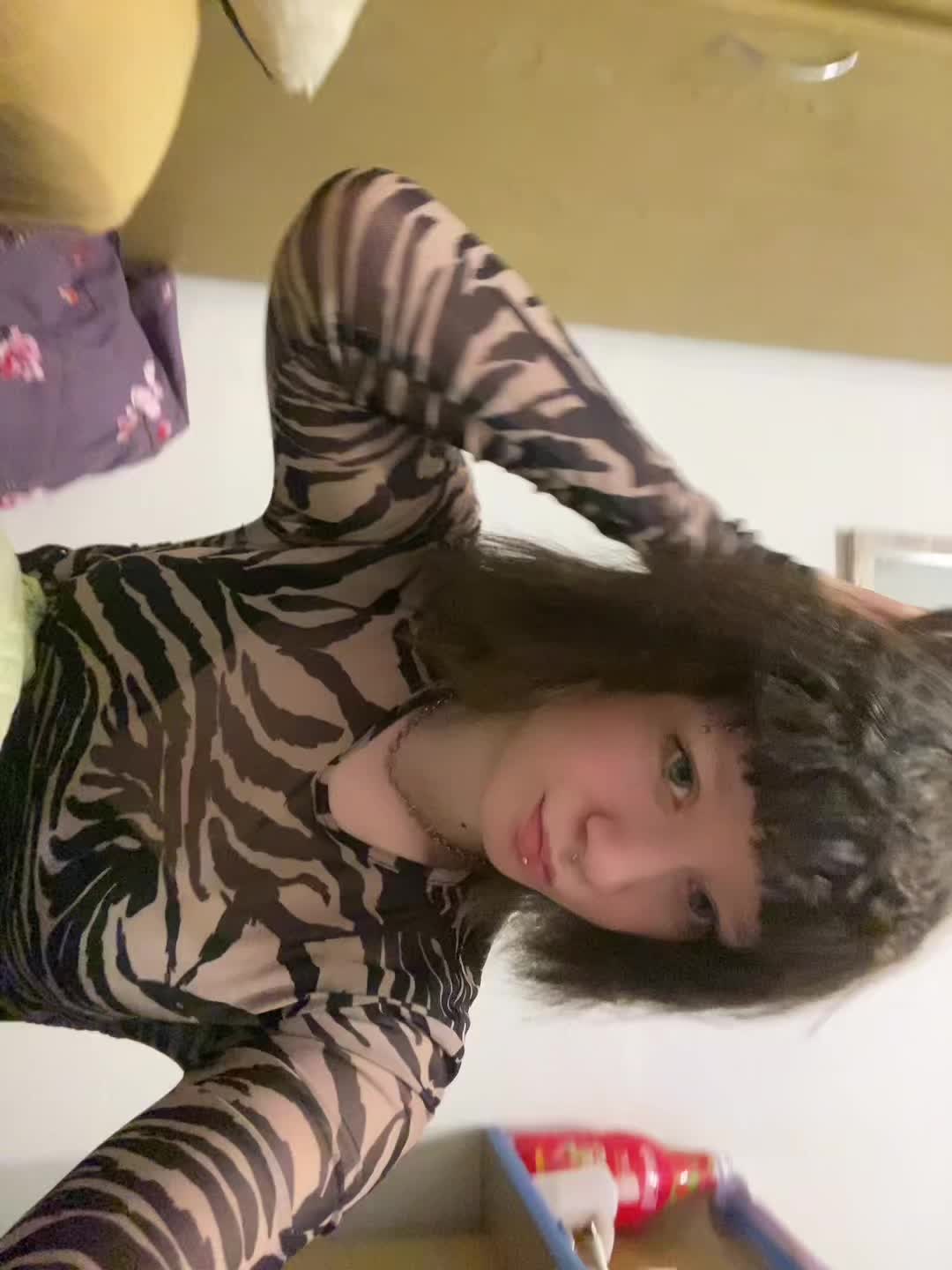 @♡𝙺𝚎𝚛𝚊𝚜𝚒𝚗𝚘𝚟𝚊♡