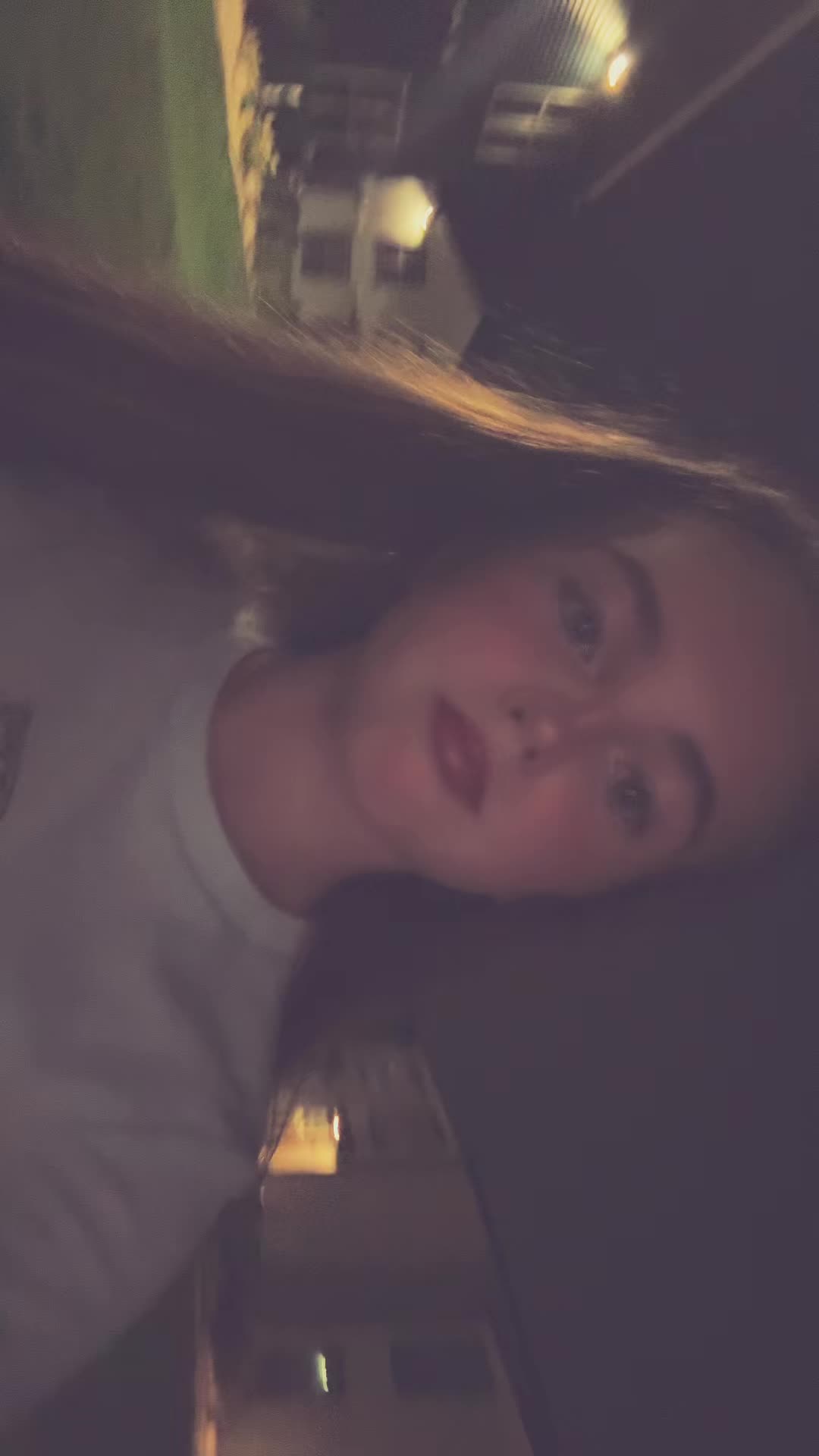 @Lollyanna🦢
