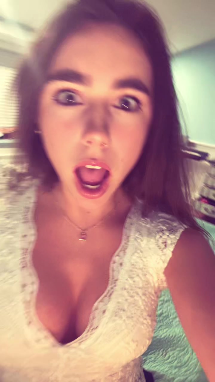 @daphnefitz