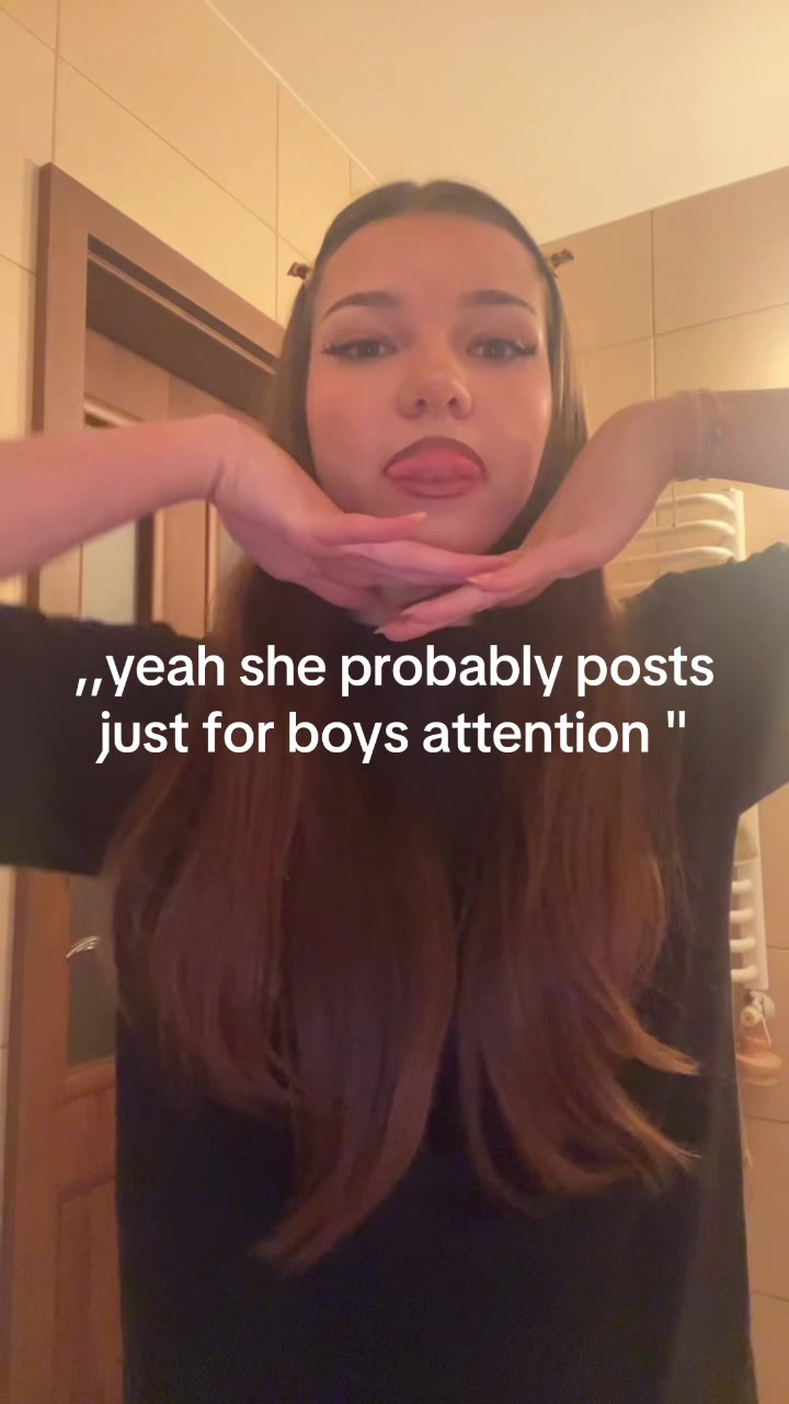 @🫰🏼