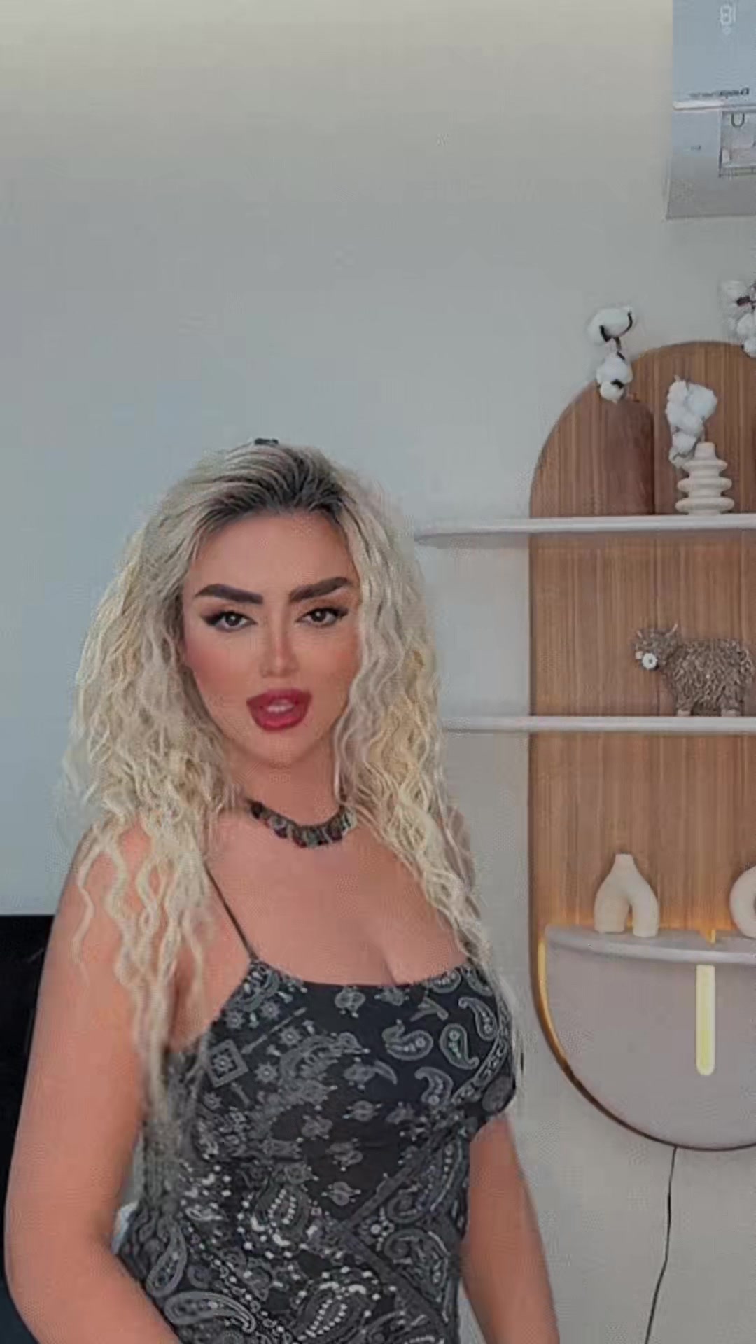 @niloofararvand