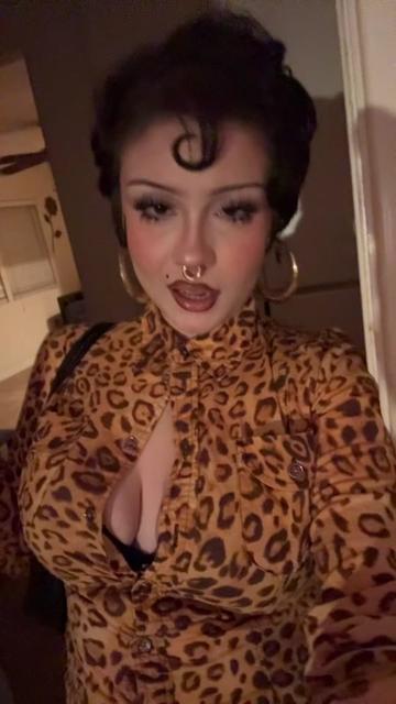 @liathebug