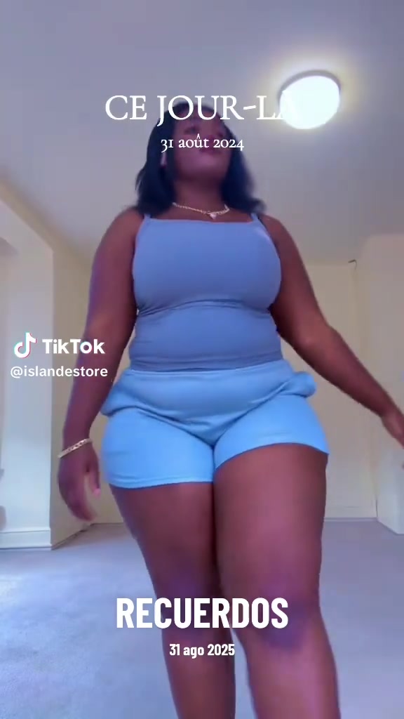 @Beautiful granny 65+