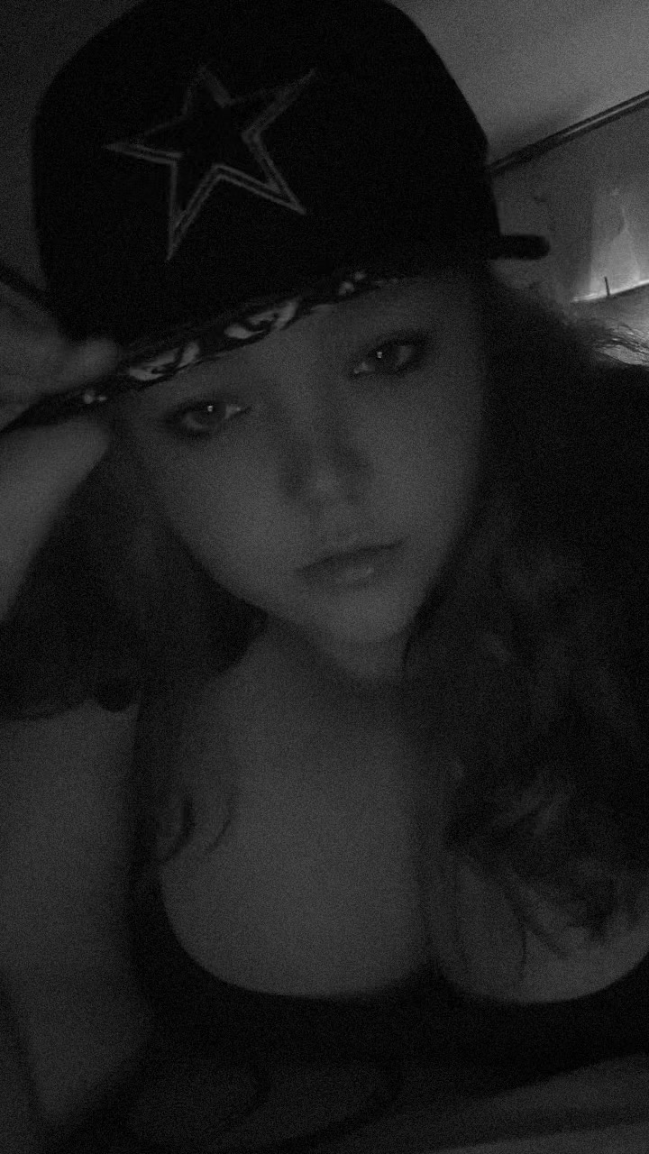 @✝️Carli ✝️