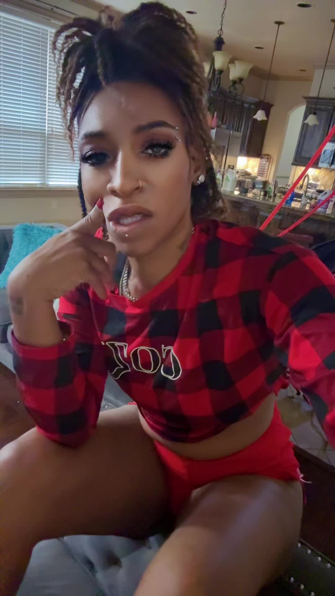 @Ms.WetWet 🗣️Theonenonly