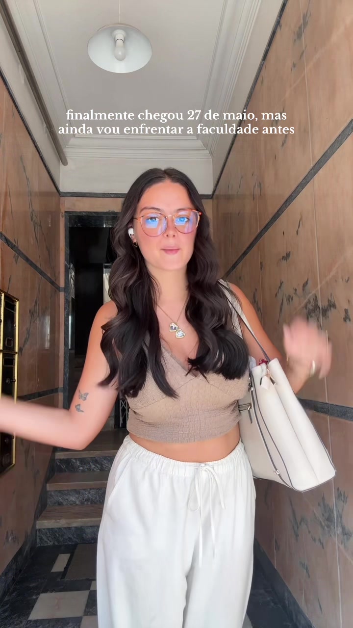 @Francisca Ferreira de Castro